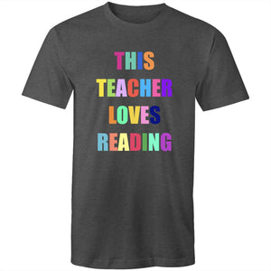 This teacher loves reading